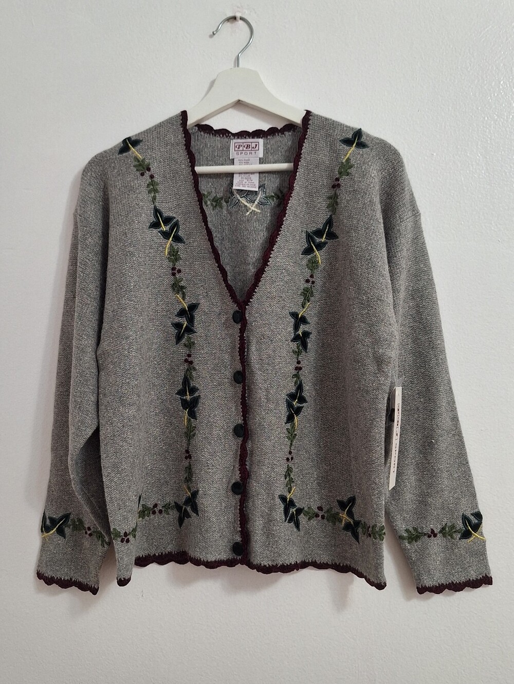 NWT P.B.J.SPORT Vintage 80s Gray Embroidered V-Neck Cardigan with Burgundy Trim